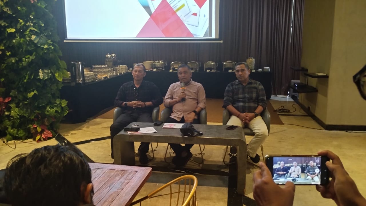 Duduk Bersila Sambil Paparkan Visi Misi, KPU Bali Kaji Konsep Debat Pilkada Serentak