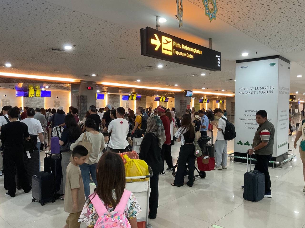 Bandara Ngurah Rai Layani 77.427 Penumpang di Puncak Arus Balik Lebaran