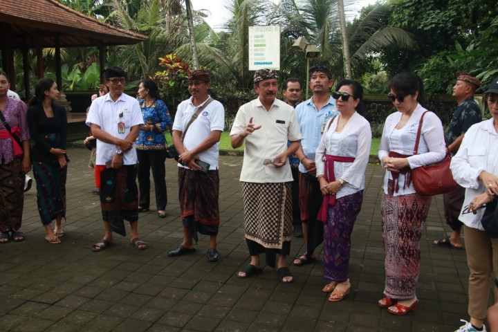 Retribusi Sesuai Perda PWA, Dispar Bali Sidak Wisman di Goa Gajah